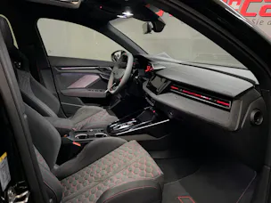 AUDI RS3 Limousine 2.5 TSI quattro S-tronic