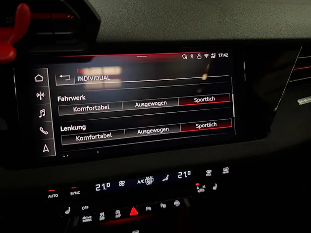 AUDI RS3 Limousine 2.5 TSI quattro S-tronic