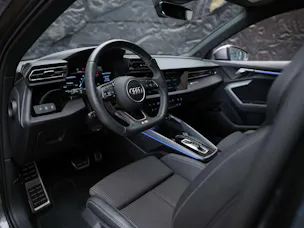 AUDI S3 Limousine TFSI quattro S-tronic *Werksgarantie*Facelift*Matrix-LED*Head-Up*