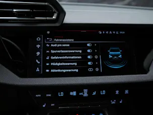 AUDI S3 Limousine TFSI quattro S-tronic *Werksgarantie*Facelift*Matrix-LED*Head-Up*
