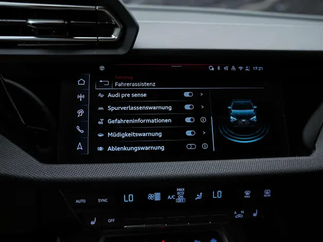 AUDI S3 Limousine TFSI quattro S-tronic *Werksgarantie*Facelift*Matrix-LED*Head-Up*