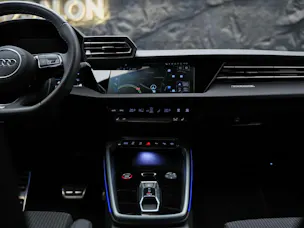 AUDI S3 Limousine TFSI quattro S-tronic *Werksgarantie*Facelift*Matrix-LED*Head-Up*