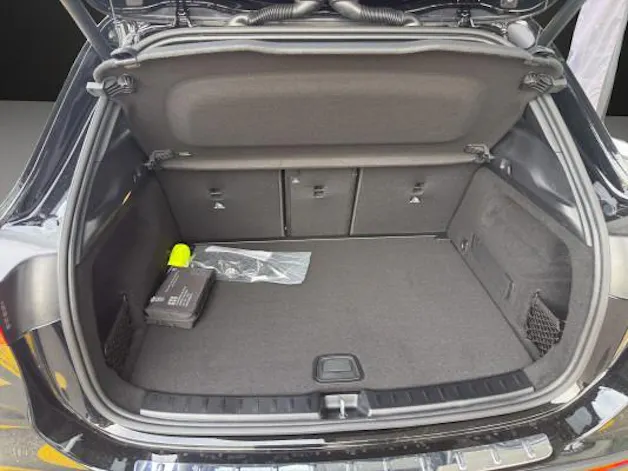 MERCEDES-BENZ GLA 250 4Matic Swiss Star