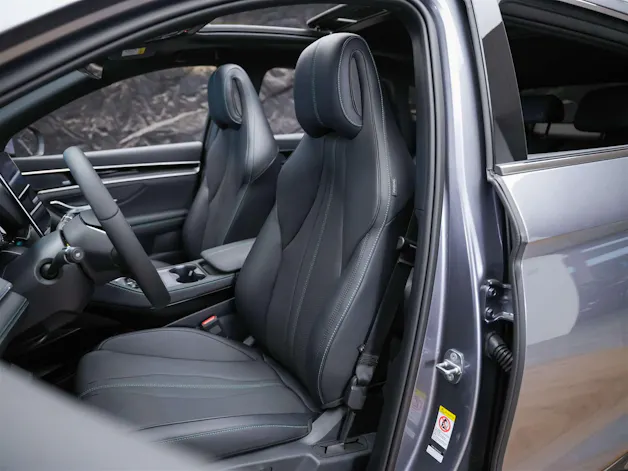 BYD Seal U DM-i Design AWD *SOFORT Verfügbar*Werksgarantie*Lenkradheizung*Sitzbelüftung*360° Kamera*