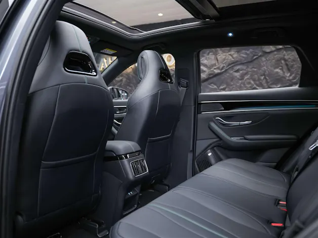 BYD Seal U DM-i Design AWD *SOFORT Verfügbar*Werksgarantie*Lenkradheizung*Sitzbelüftung*360° Kamera*