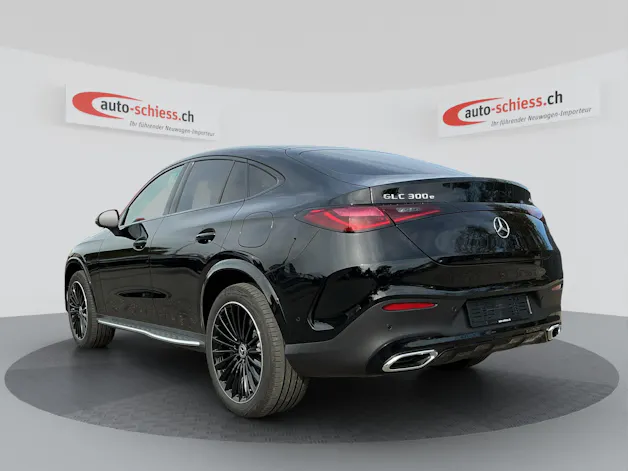 MERCEDES-BENZ GLC 300 GLC Coupé 300 e 4Matic 9G-Tronic AMG Night