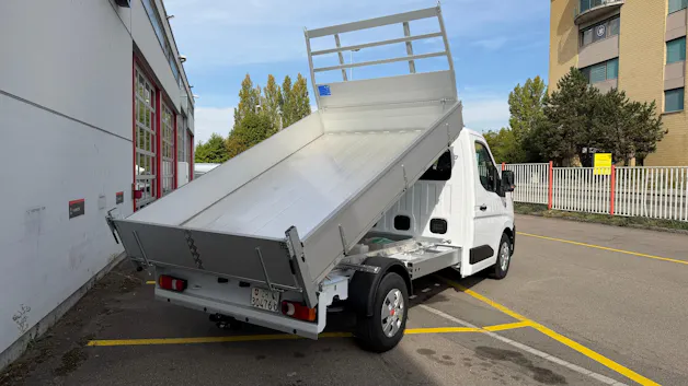 RENAULT E-Tech Master L2H1 3-Seiten Kipper