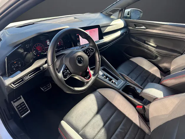 VW Golf VIII 2.0 TSI GTI DSG