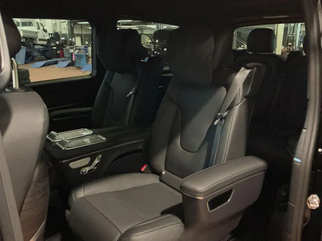 MERCEDES-BENZ V 300 d lang 4Matic Swiss Edition 9G-Tronic