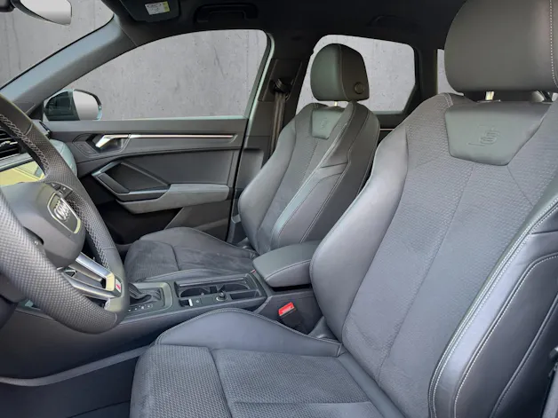 AUDI Q3 40 TDI S line quattro S-tronic