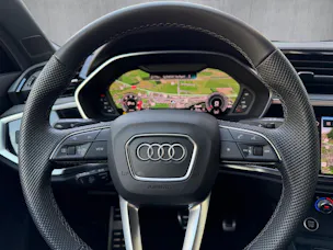 AUDI Q3 40 TDI S line quattro S-tronic