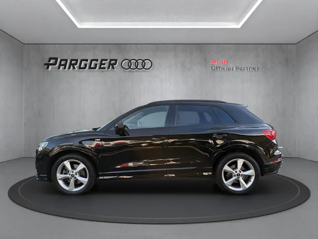 AUDI Q3 40 TDI S line quattro S-tronic