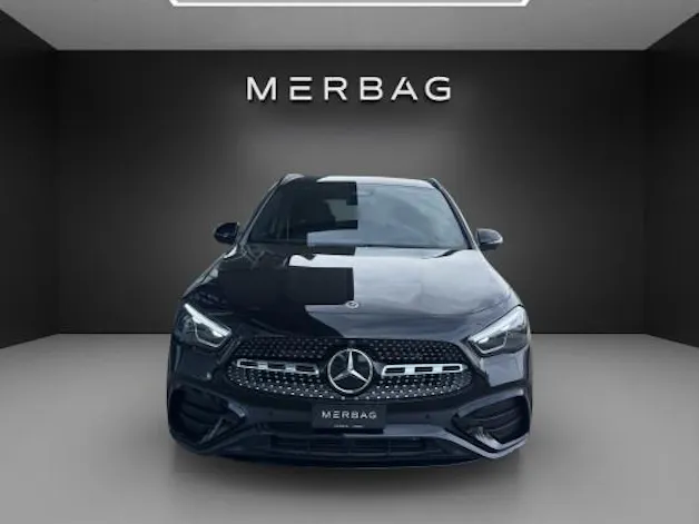 MERCEDES-BENZ GLA 250 4Matic Swiss Star