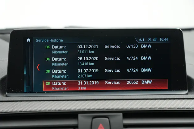 BMW M2 Competition Drivelogic *CH-Fahrzeug* *Carbon* *Harman/Kardon*