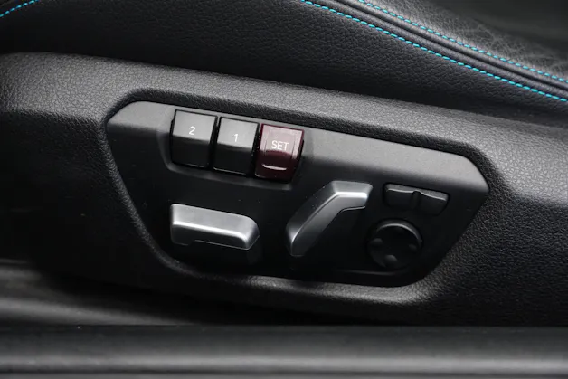 BMW M2 Competition Drivelogic *CH-Fahrzeug* *Carbon* *Harman/Kardon*