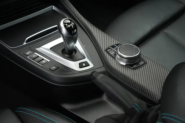 BMW M2 Competition Drivelogic *CH-Fahrzeug* *Carbon* *Harman/Kardon*