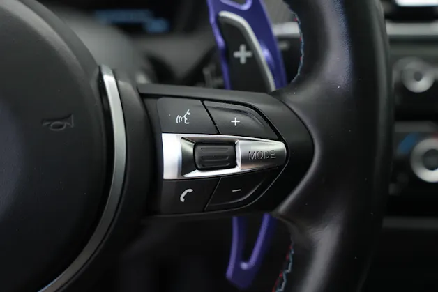 BMW M2 Competition Drivelogic *CH-Fahrzeug* *Carbon* *Harman/Kardon*