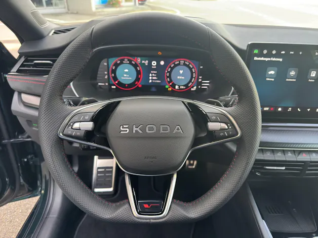 SKODA Octavia Combi 2.0 TSI DSG Dynamic 4x4