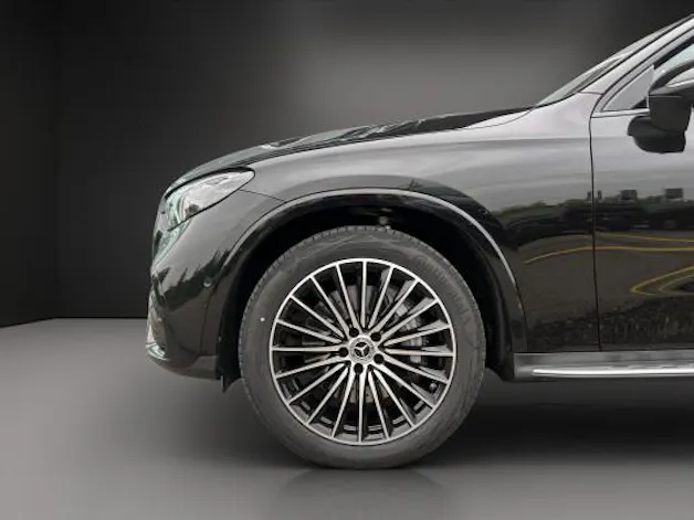 MERCEDES-BENZ GLC 220 d 4M 9G-Tronic