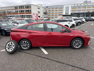 Toyota Prius 1.8 VVT-i PHEV Executive e-CVT Automat