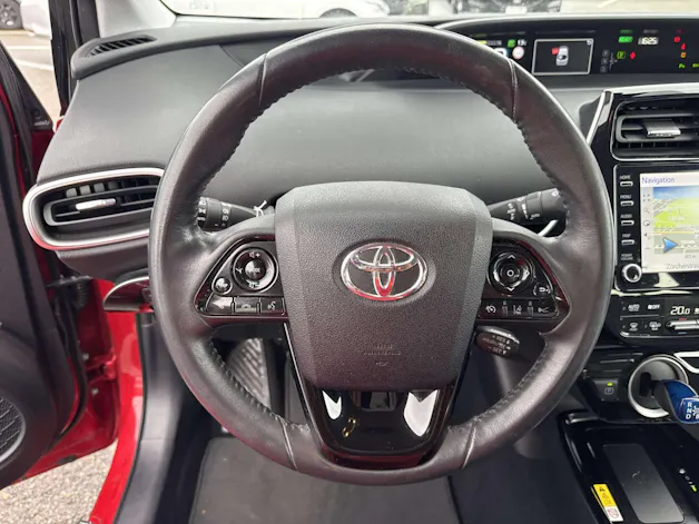 Toyota Prius 1.8 VVT-i PHEV Executive e-CVT Automat
