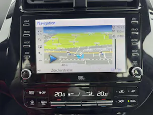 Toyota Prius 1.8 VVT-i PHEV Executive e-CVT Automat