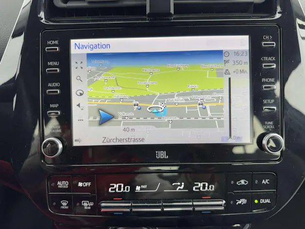 Toyota Prius 1.8 VVT-i PHEV Executive e-CVT Automat