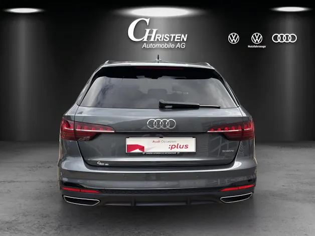 AUDI A4 Avant 40 TDI S line Attraction quattro S-tronic