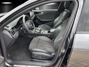 AUDI A4 Avant 40 TDI S line Attraction quattro S-tronic