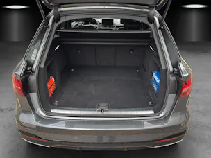AUDI A4 Avant 40 TDI S line Attraction quattro S-tronic