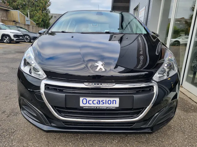 PEUGEOT 208 1.2 e-VTI Style EGS5