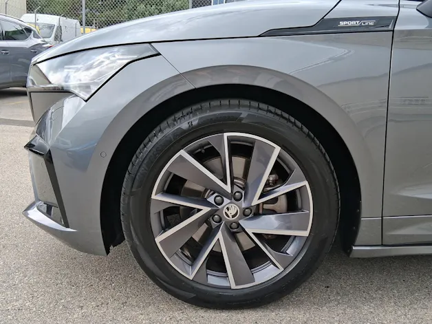 SKODA Enyaq iV 80x SportLine