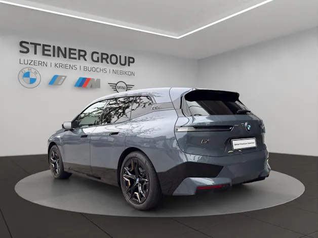 BMW iX M60
