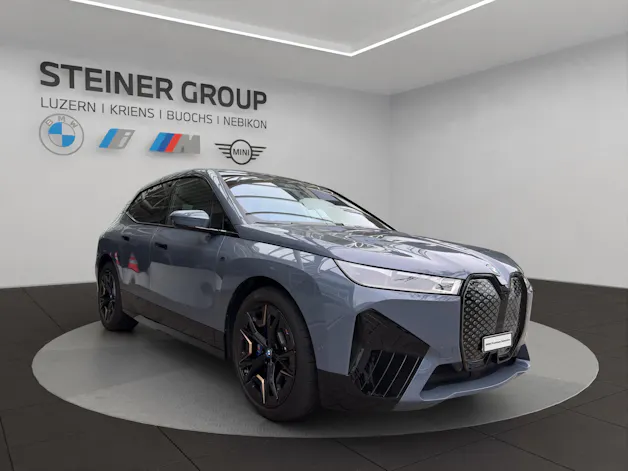 BMW iX M60