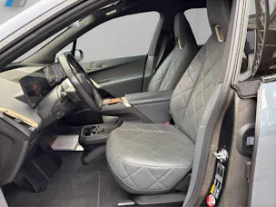 BMW iX M60