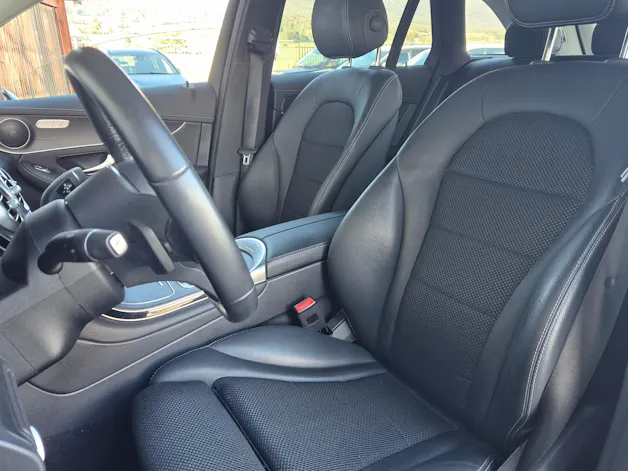 MERCEDES-BENZ GLC 300 e 4Matic 9G-Tronic