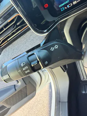 RENAULT R4 E-Tech Comfort Range 52 kWh Techno Plain Sud