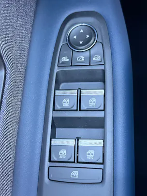 RENAULT R4 E-Tech Comfort Range 52 kWh Techno Plain Sud
