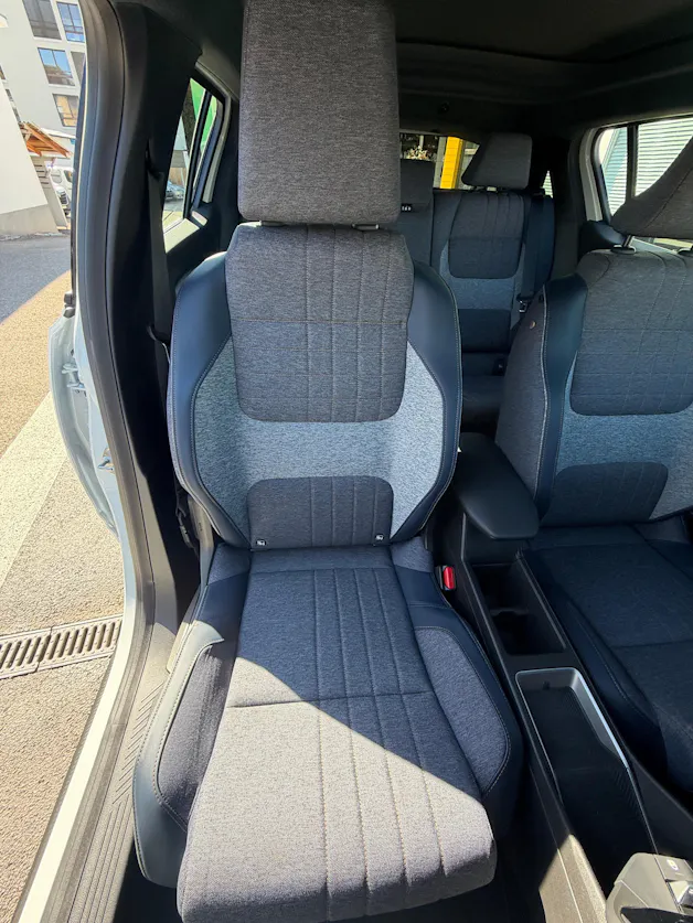 RENAULT R4 E-Tech Comfort Range 52 kWh Techno Plain Sud