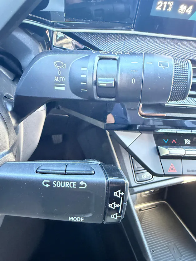 RENAULT R4 E-Tech Comfort Range 52 kWh Techno Plain Sud