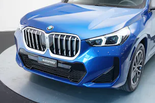 BMW X1 sDrive 18i M Sport *Panorama* *Harman/Kardon* *Werksgarantie*