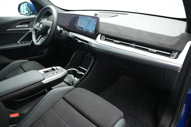 BMW X1 sDrive 18i M Sport *Panorama* *Harman/Kardon* *Werksgarantie*
