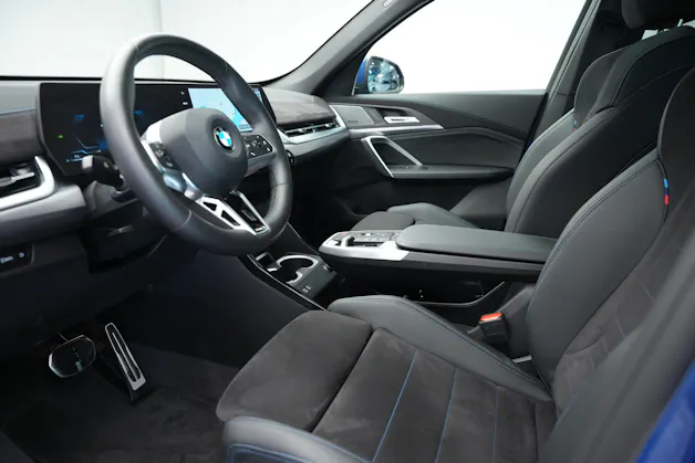 BMW X1 sDrive 18i M Sport *Panorama* *Harman/Kardon* *Werksgarantie*