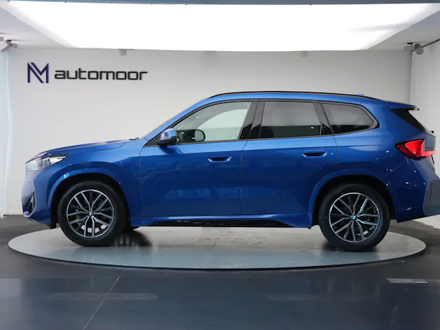 BMW X1 sDrive 18i M Sport *Panorama* *Harman/Kardon* *Werksgarantie*