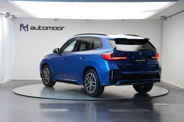 BMW X1 sDrive 18i M Sport *Panorama* *Harman/Kardon* *Werksgarantie*