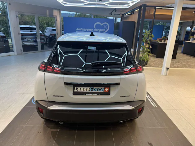 PEUGEOT 2008 1.2 145 MHEV Allure Automat
