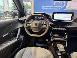 PEUGEOT 2008 1.2 145 MHEV Allure Automat