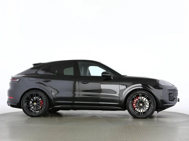 PORSCHE Cayenne S E-Hybrid Coupé Black Edition