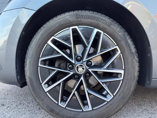 SKODA Octavia Combi 1.5 TSI mHEV DSG Style