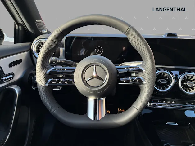 MERCEDES-BENZ A 200 Night Star 7G-DCT